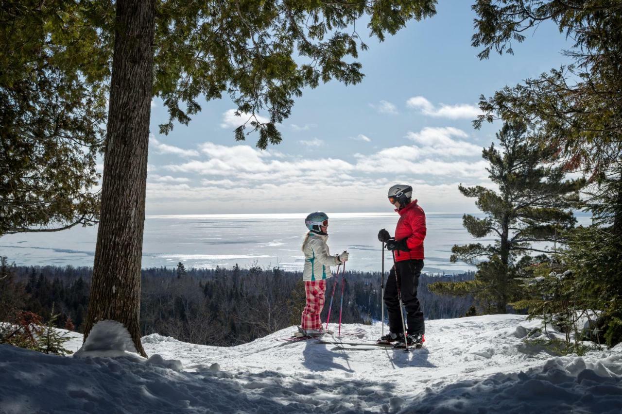 Mountain Inn at Lutsen Bagian luar foto
